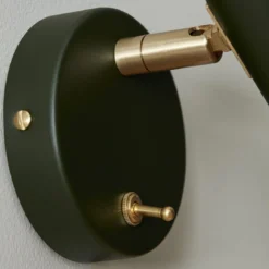 Belid Slender Wandleuchte grün GU4 mit Kalbel