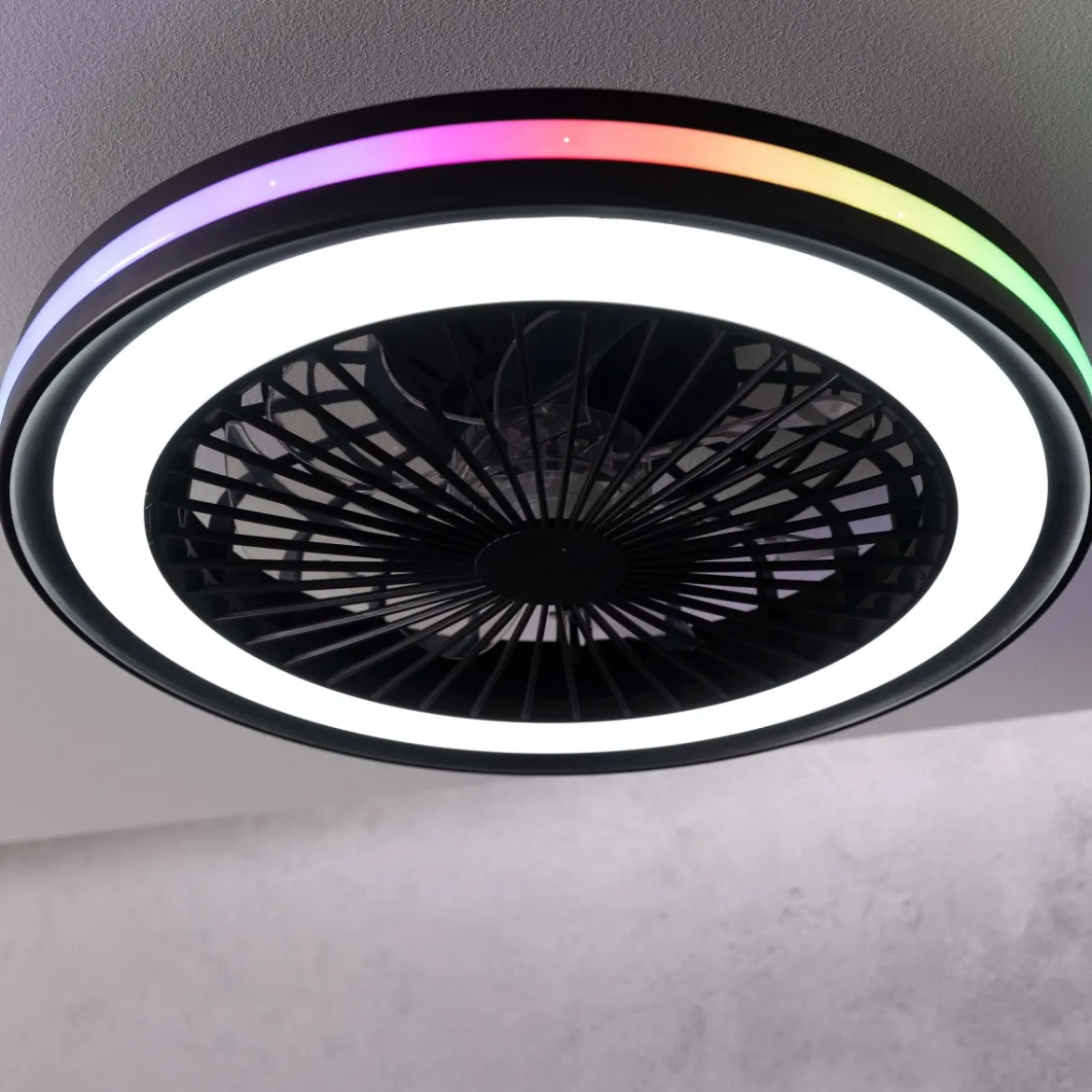 Brilliant AG Leuchten G99280-06 Palmero LED Deckenleuchte mit Ventilator RGBW