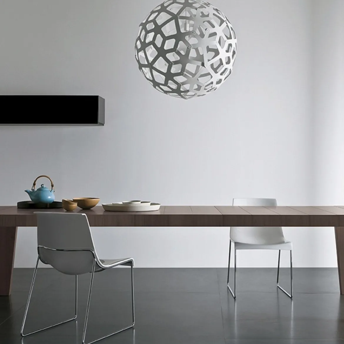 David Trubridge Coral Pendelleuchte Ø 80cm weiß 2 Seiten