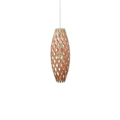David Trubridge Hinaki Pendelleuchte 50 cm rot