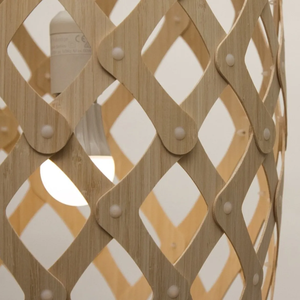 David Trubridge Hinaki Pendelleuchte 90 cm bambus
