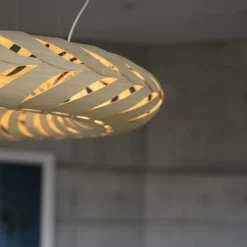 David Trubridge Maru Pendelleuchte Ø 110cm bambus