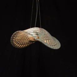 David Trubridge Navicula small Pendelleuchte 57 cm bambus