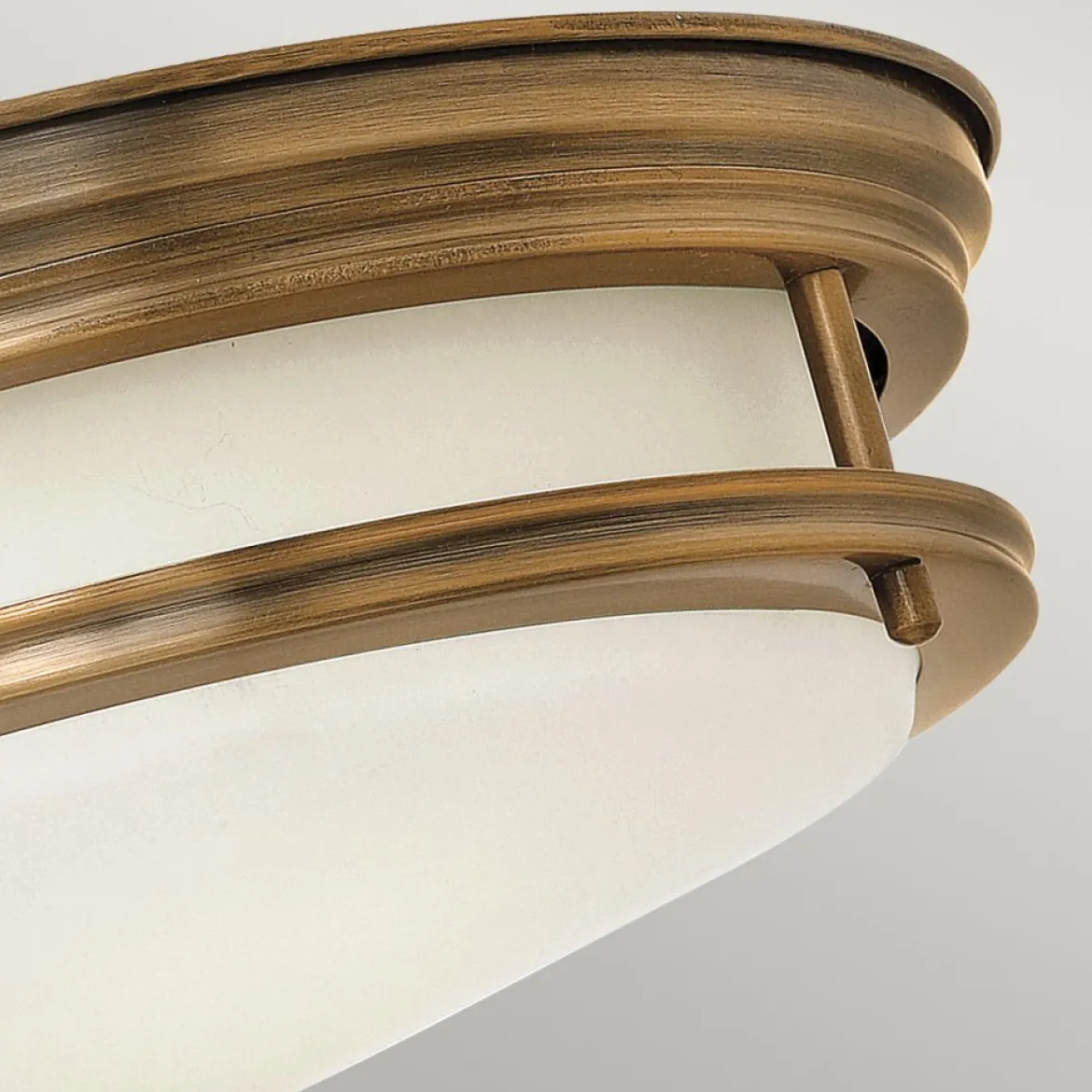 Elstead Hadrian 2 Light Deckenleuchte Glas opal Bronze gebürstet