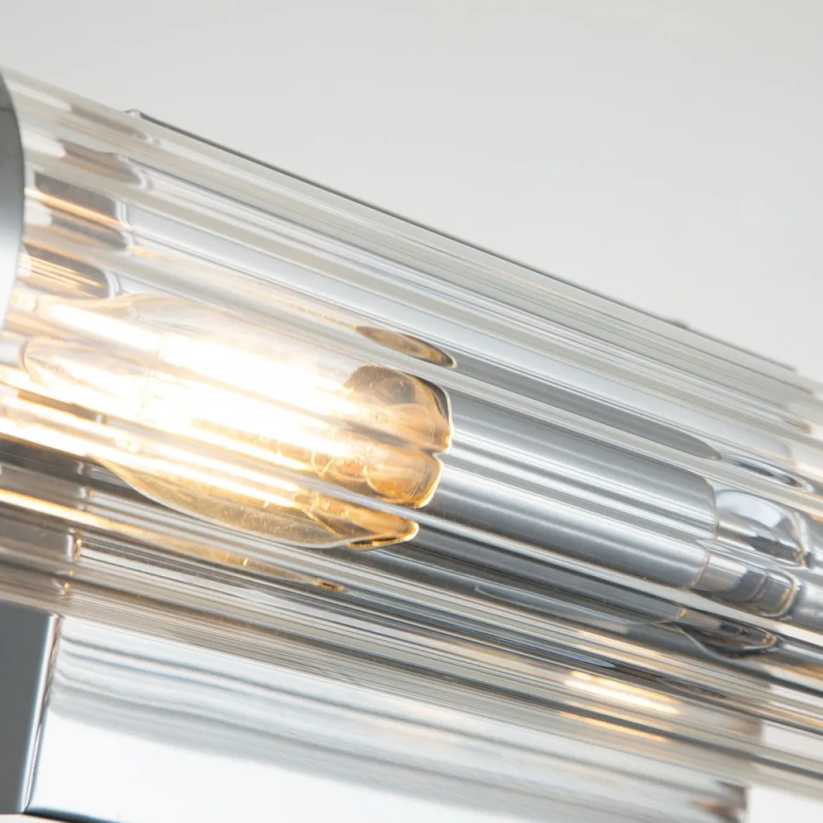 Elstead Lighting Azores Wandleuchte 2-Light Chrom poliert Klarglas 41cm IP44