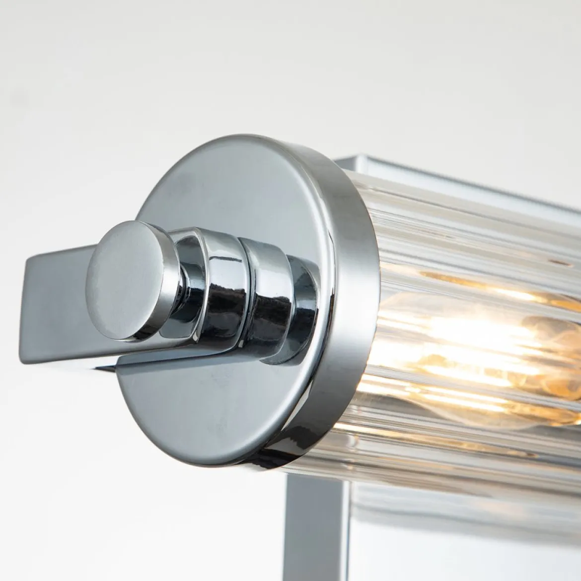 Elstead Lighting Azores Wandleuchte 2-Light Chrom poliert Klarglas 41cm IP44