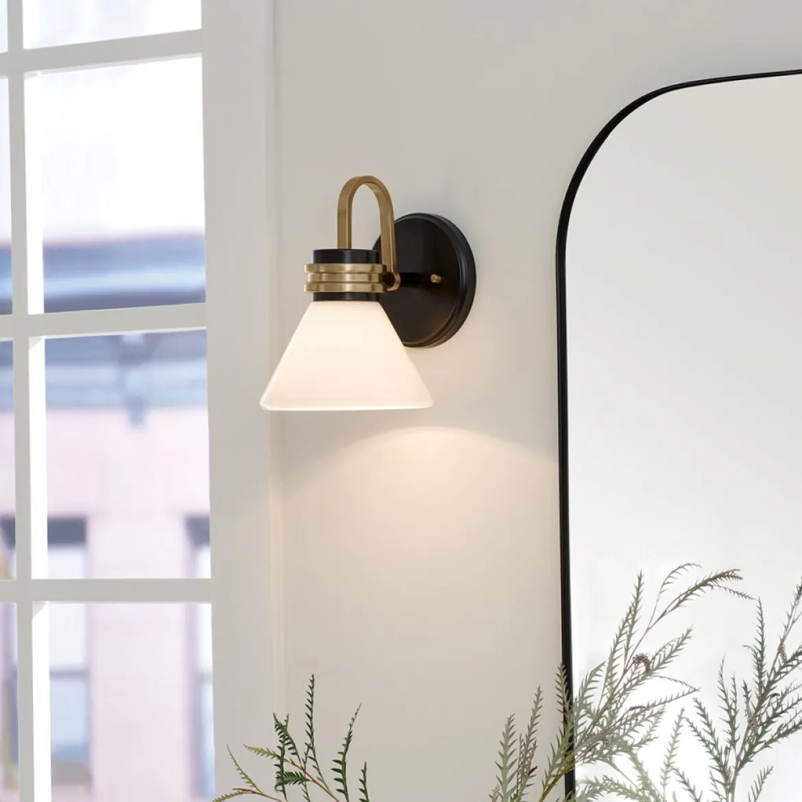 Elstead Lighting Farum Wandleuchte 1-flammig Schwarz mit Champagnerbronze