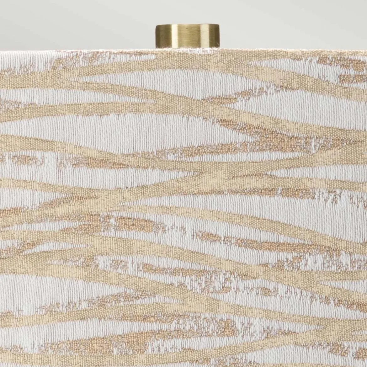 Elstead Lighting Milo Tischleuchte 1-Light Messing Weiß Stoffschirm gemustert beige 69cm