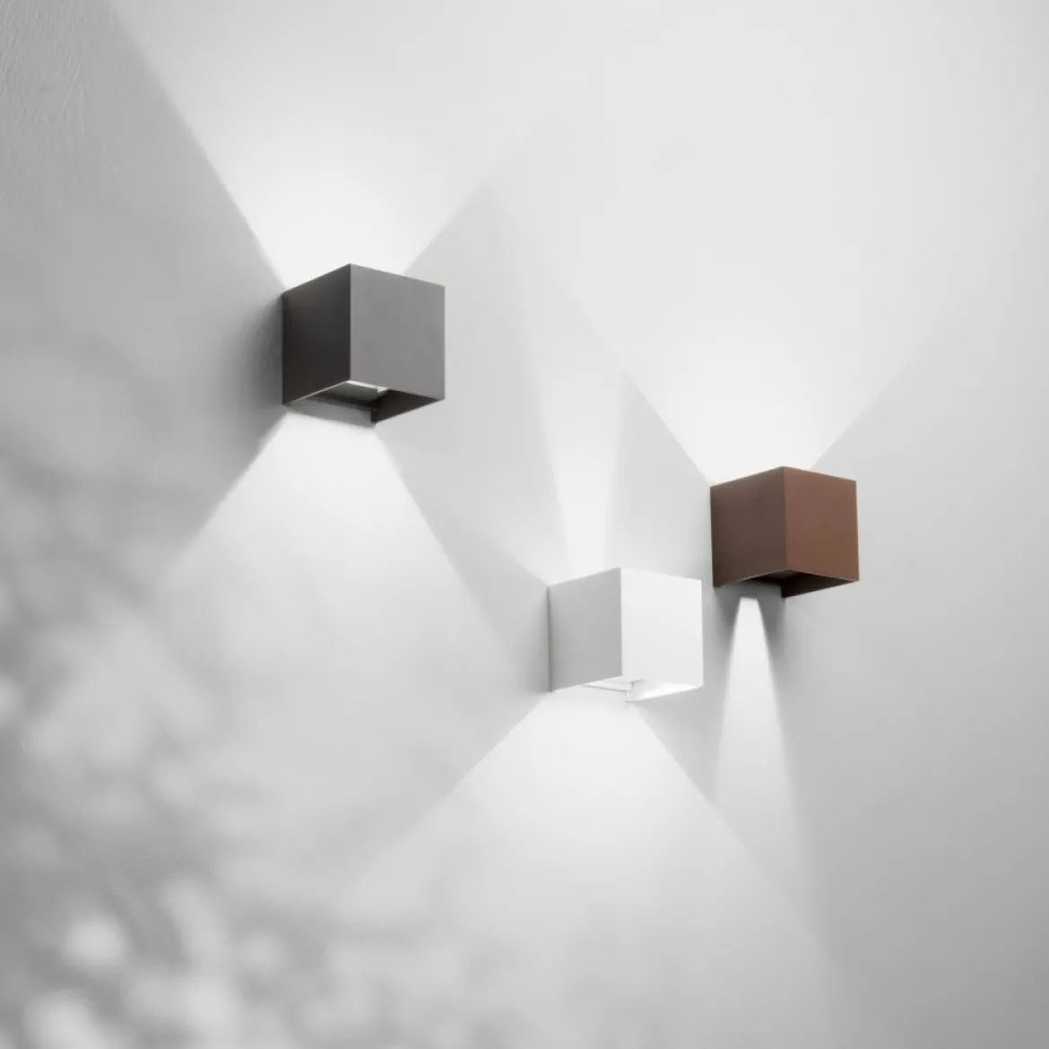 Fabas Luce 6541-21-254 LED Wandleuchte Cuba 10x10cm weiß 3000K IP54