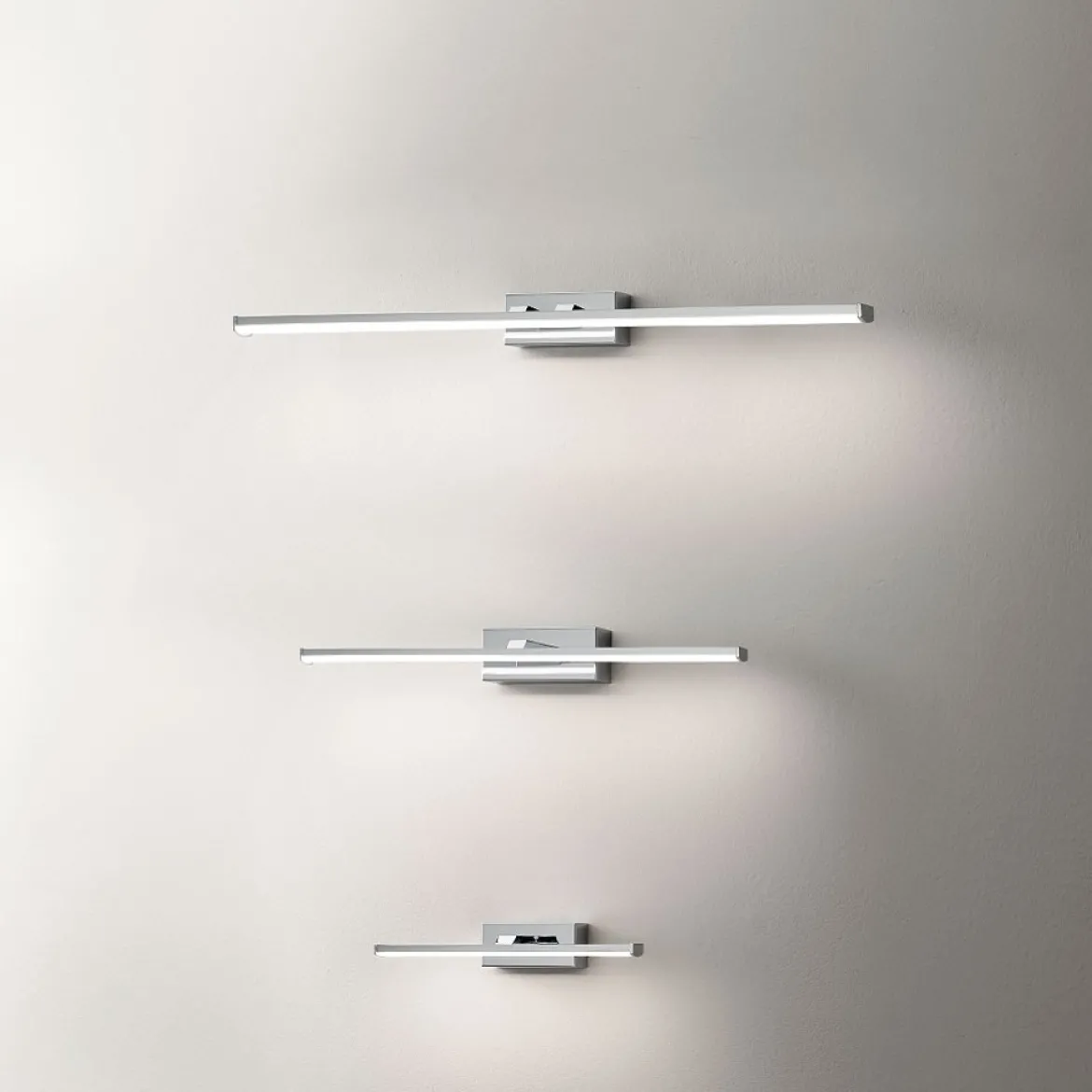 FABAS LUCE No. 3361-21-138 Wandleuchte Nala 30 cm chrom IP 44