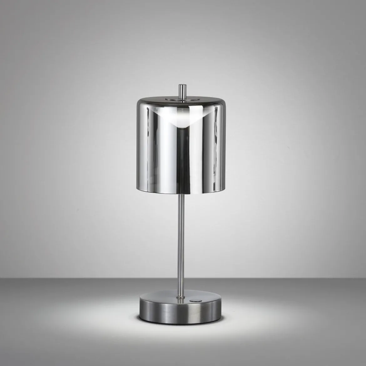 FHL easy 850347 LED Akku Tischleuchte Riva nickelfarben rauchfarben CCT