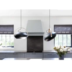 Halo Design No. 734382 LED Pendelleuchte D.C, schwarz matt-Eiche Ø 40