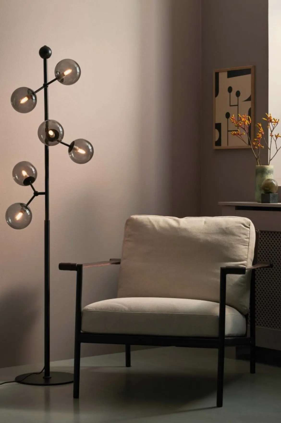 Halo Design No. 738885 LED Stehleuchte ATOM by E. Patton Schwarz Rauchglas