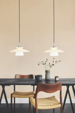 Halo Design No. 733651 Pendelleuchte Scandinavia Opal Chrom Ø 40cm