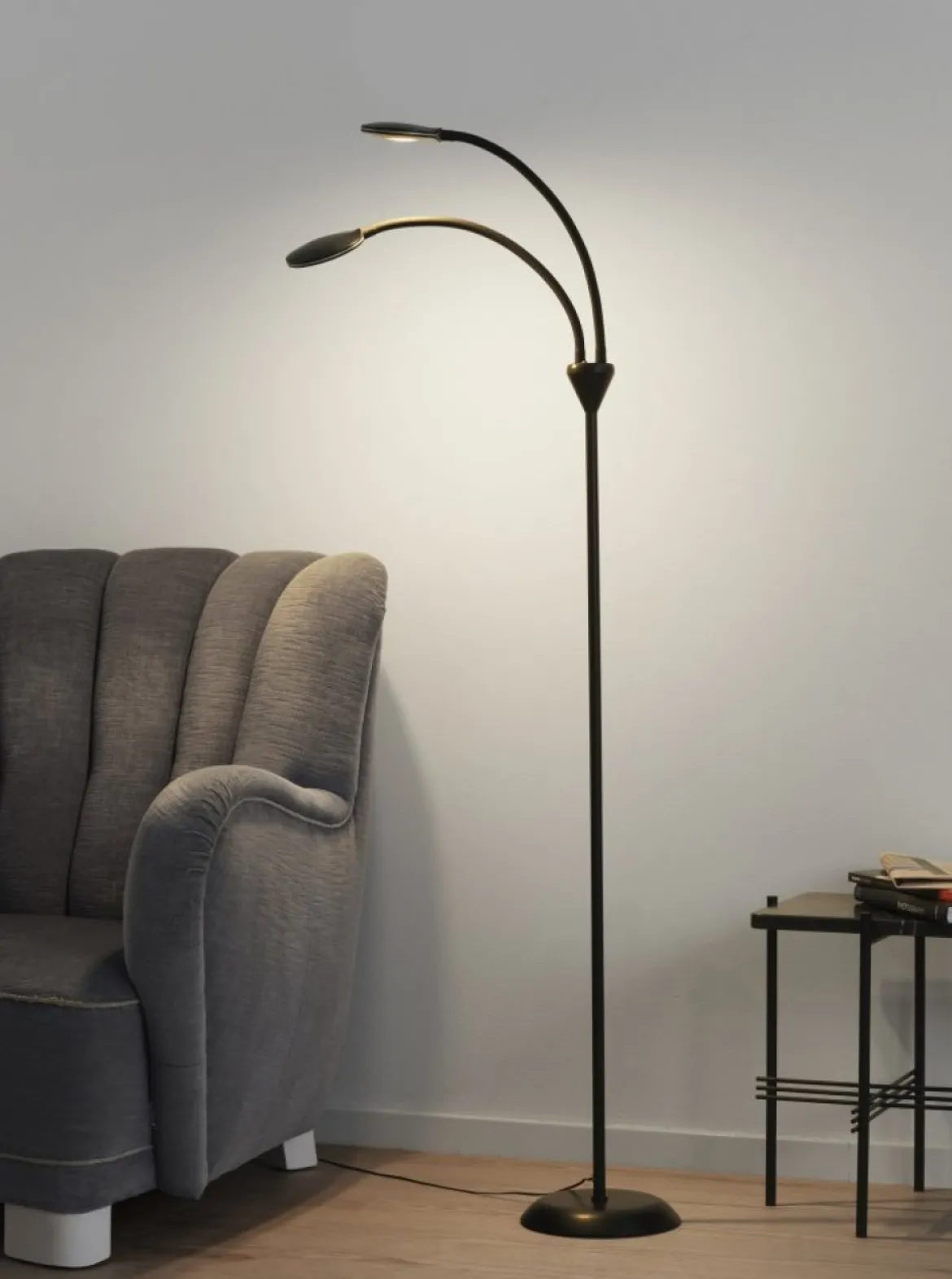 Halo Design No. 735631 Stehleuchte Fix LED 2-flammig Schwarz H130cm