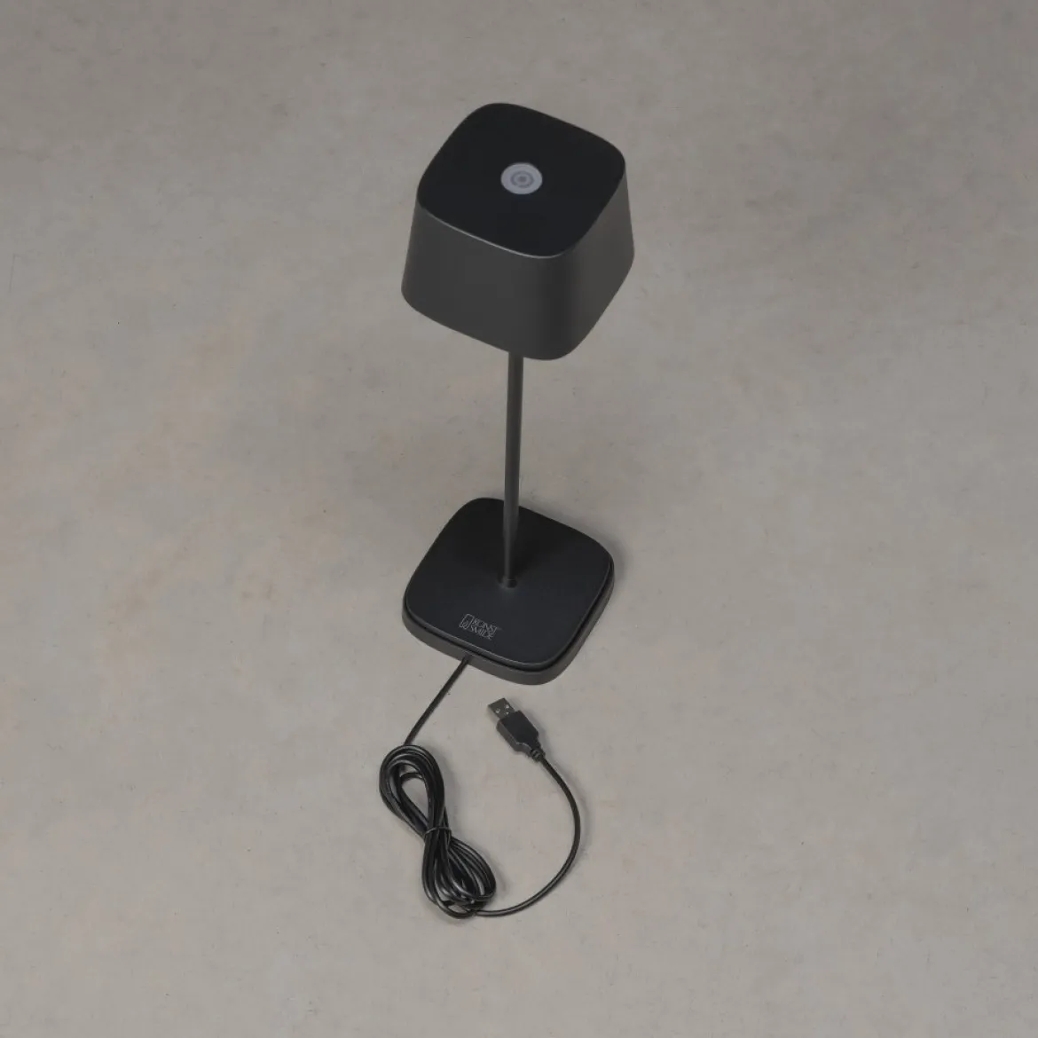 Konstsmide 7814-750 USB Tischleuchte Capri schwarz IP54 dimmbar
