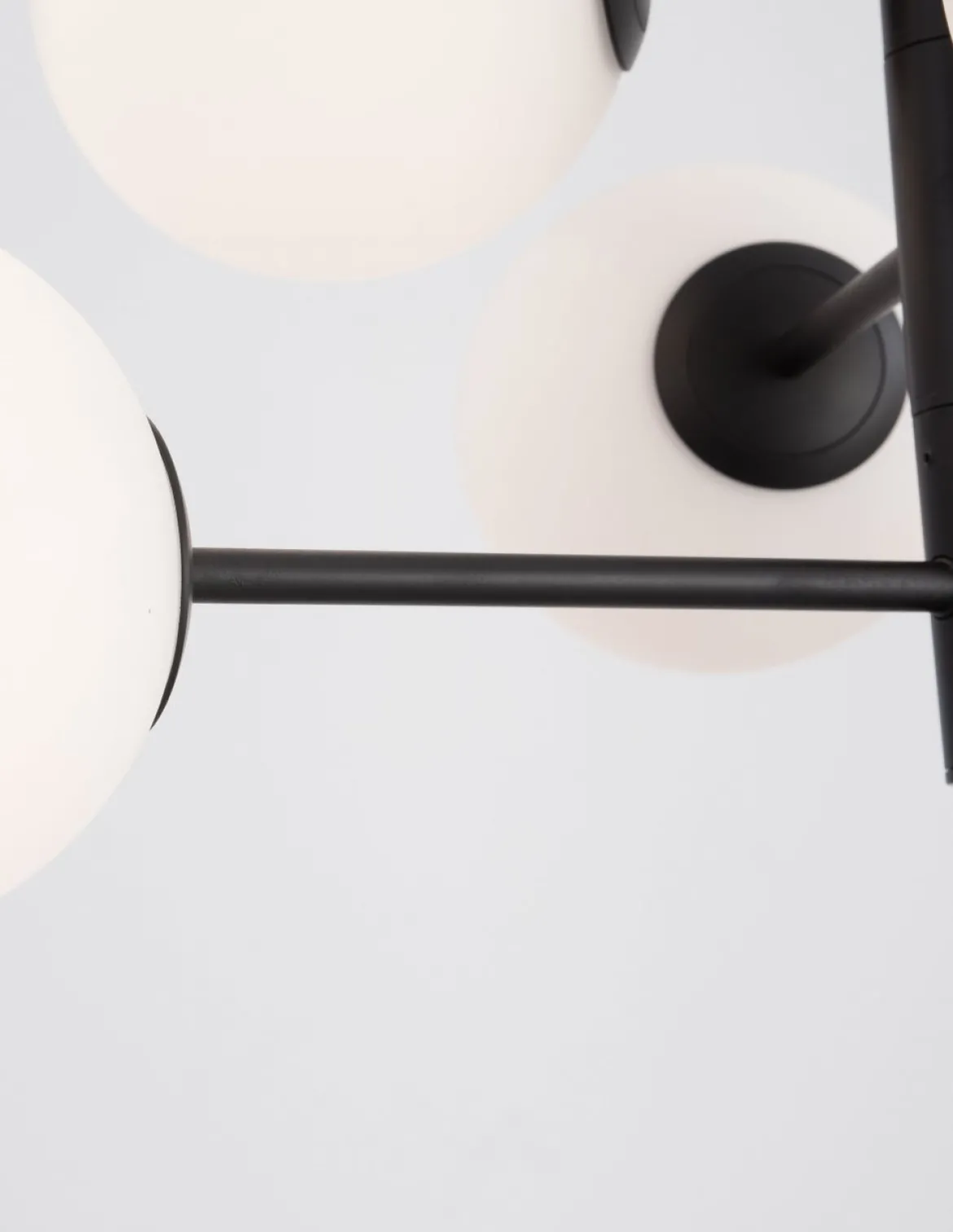 Nova Luce 9100361 IMPERO Pendelleuchte 6-flammig Schwarz Weiss E14