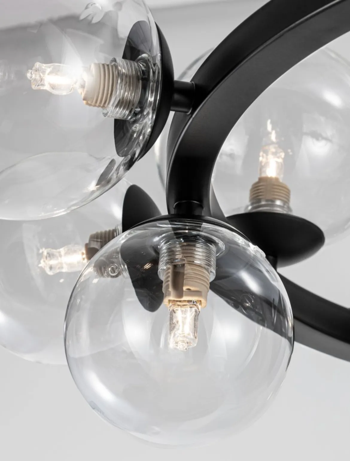 Nova Luce 9009249 ODILLIA Pendelleuchte 11-flammig Schwarz Transparent G9