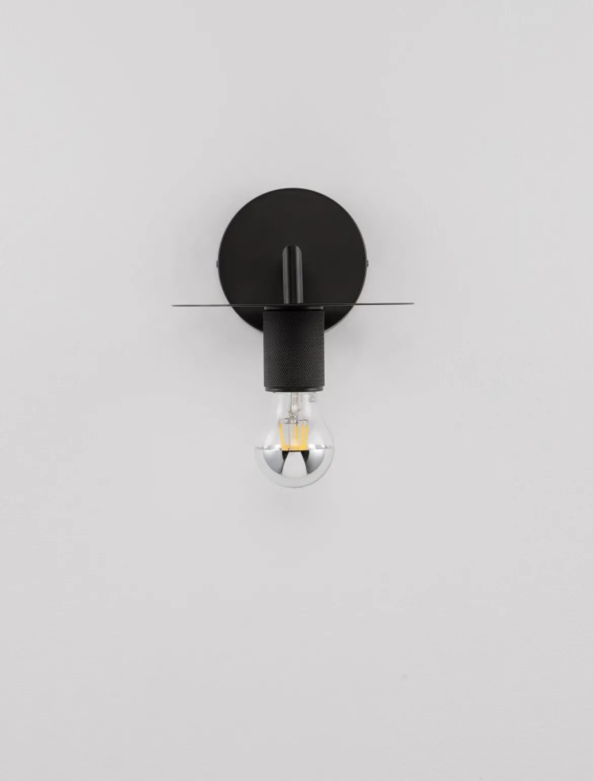 Nova Luce 9501232 ROYAL Wandleuchte mit Schirm Schwarz E27