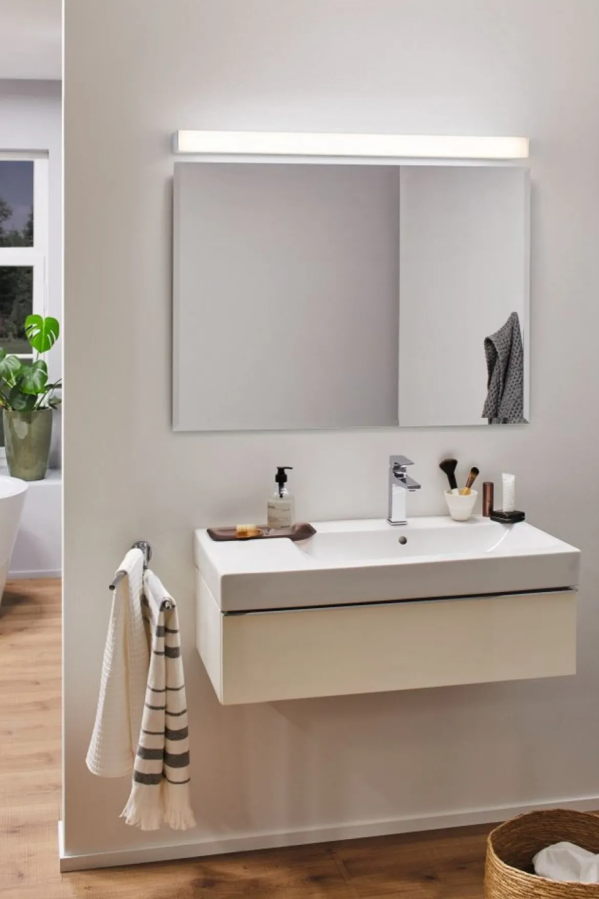 Paulmann No. 78944 HomeSpa LED Spiegelleuchte Tova IP44 Tunable White