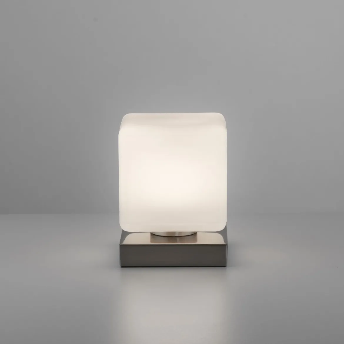 Paul Neuhaus 4036-55 Dadoa Tischleuchte silberfarbig Touchdimmer