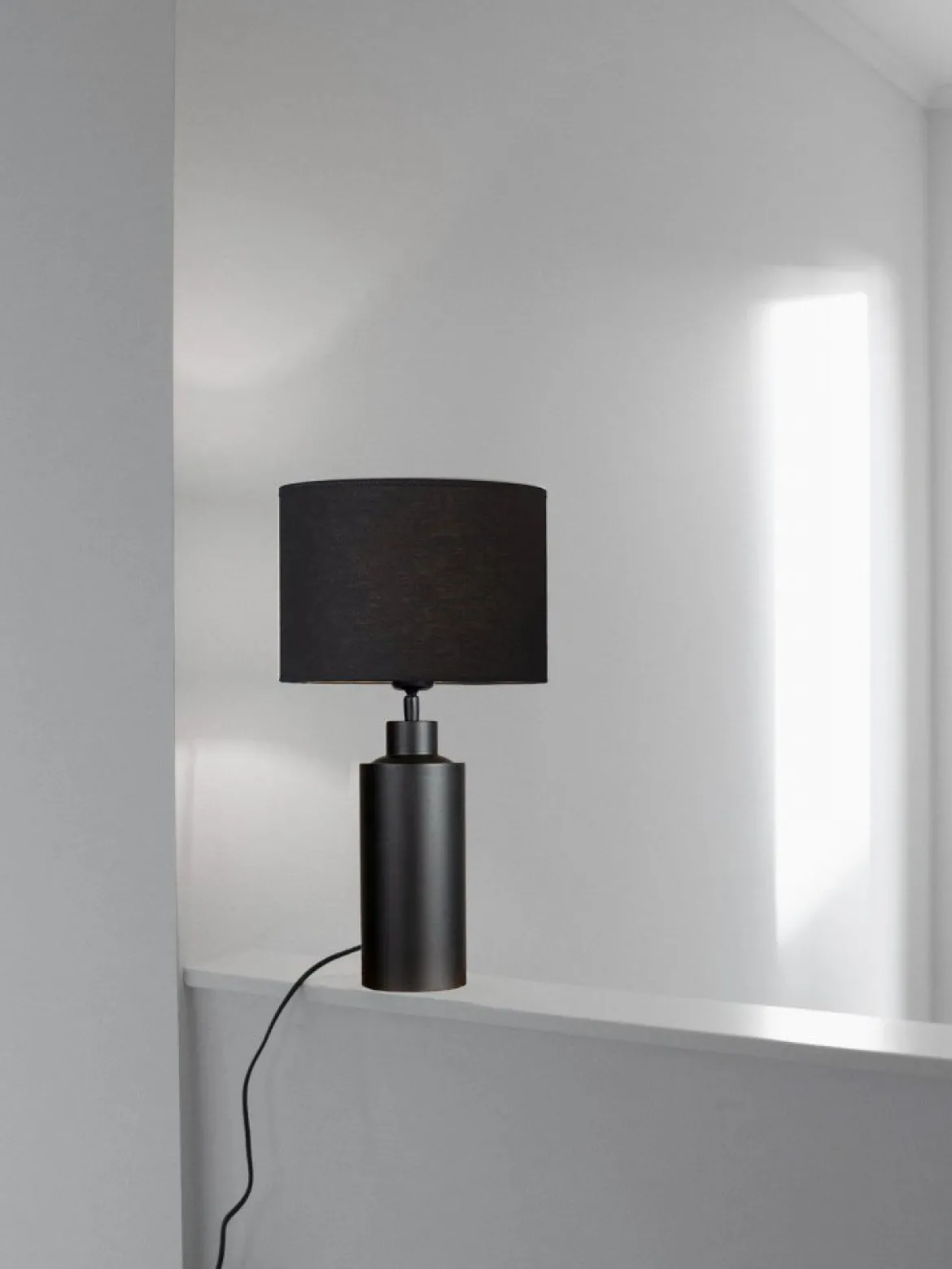 PR Home 4163203-FR09 Tischleuchte Solo Schwarz 55cm