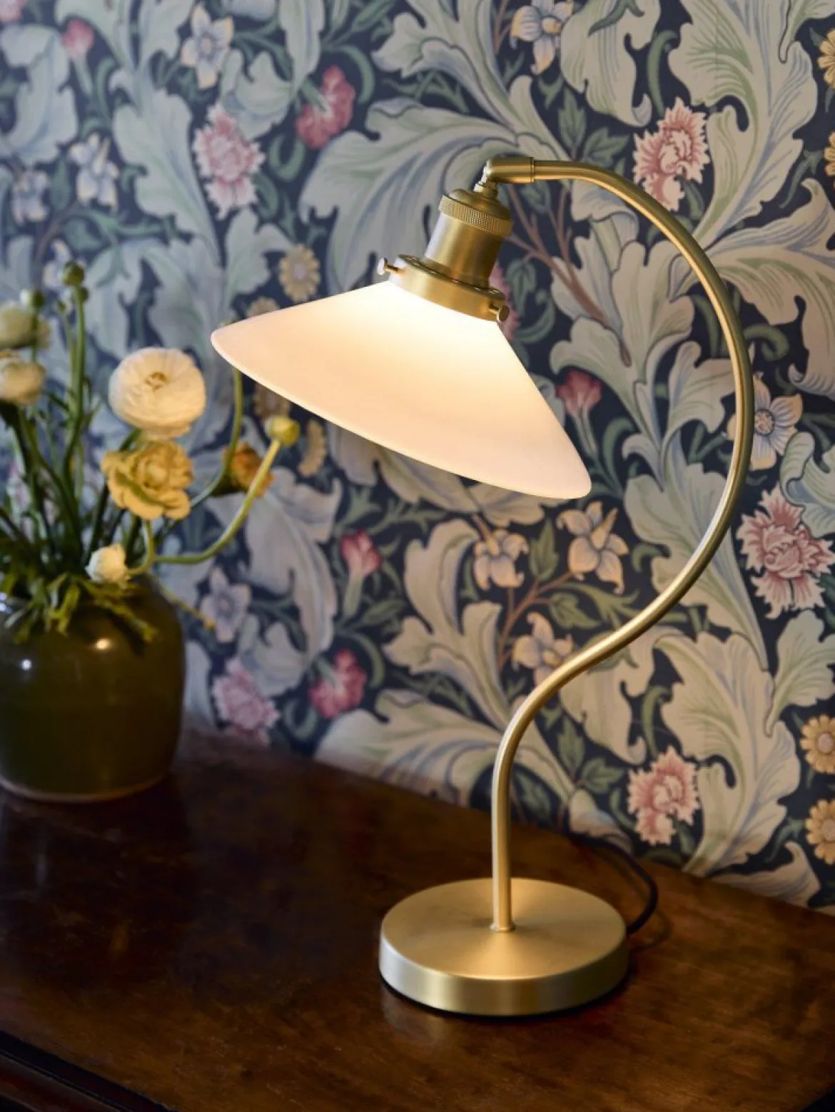 PR Home 4602510 Tischleuchte Axel Messing Opal