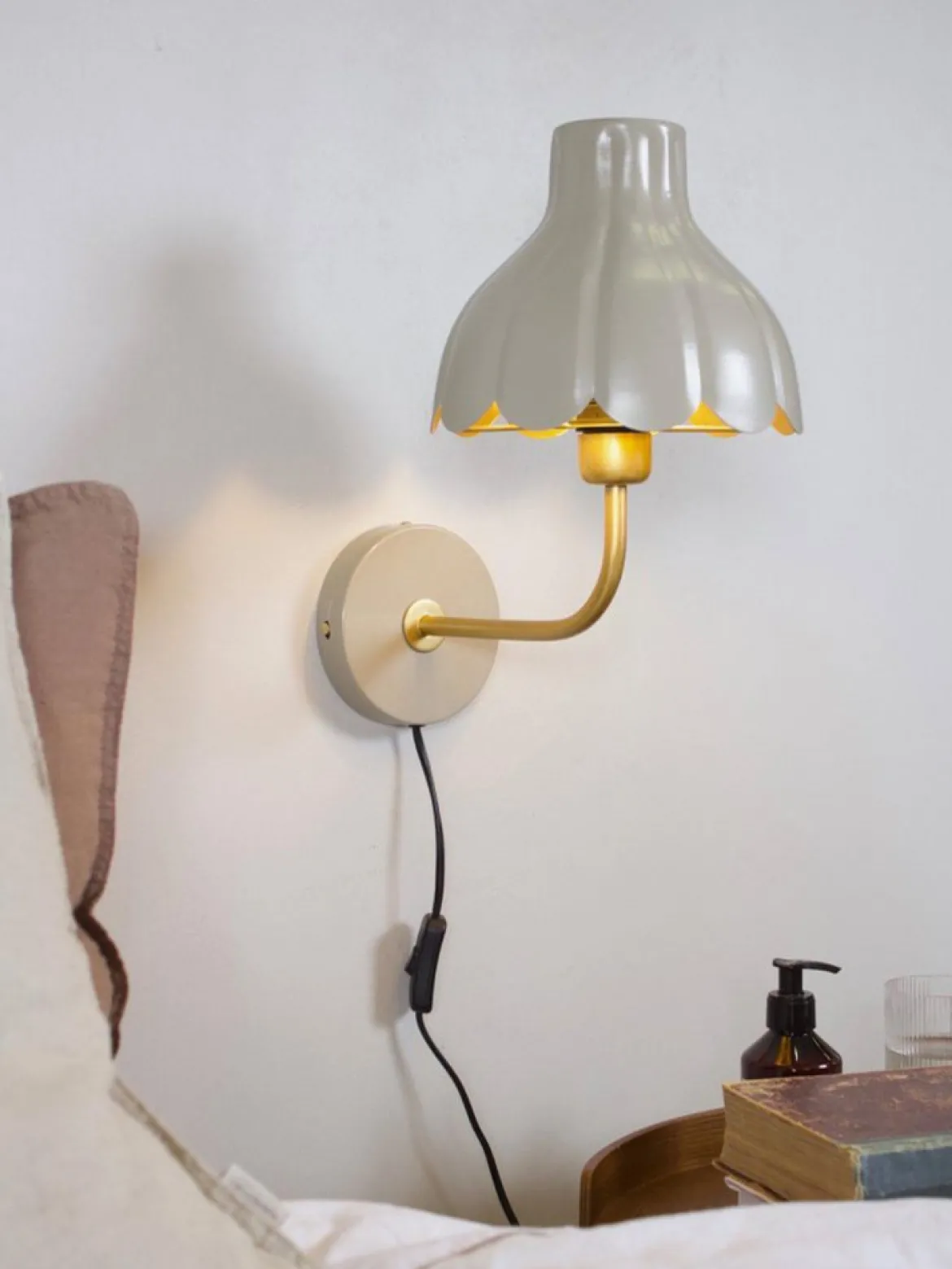 PR Home 2832108 Wandleuchte Wells Beige Gold 21cm